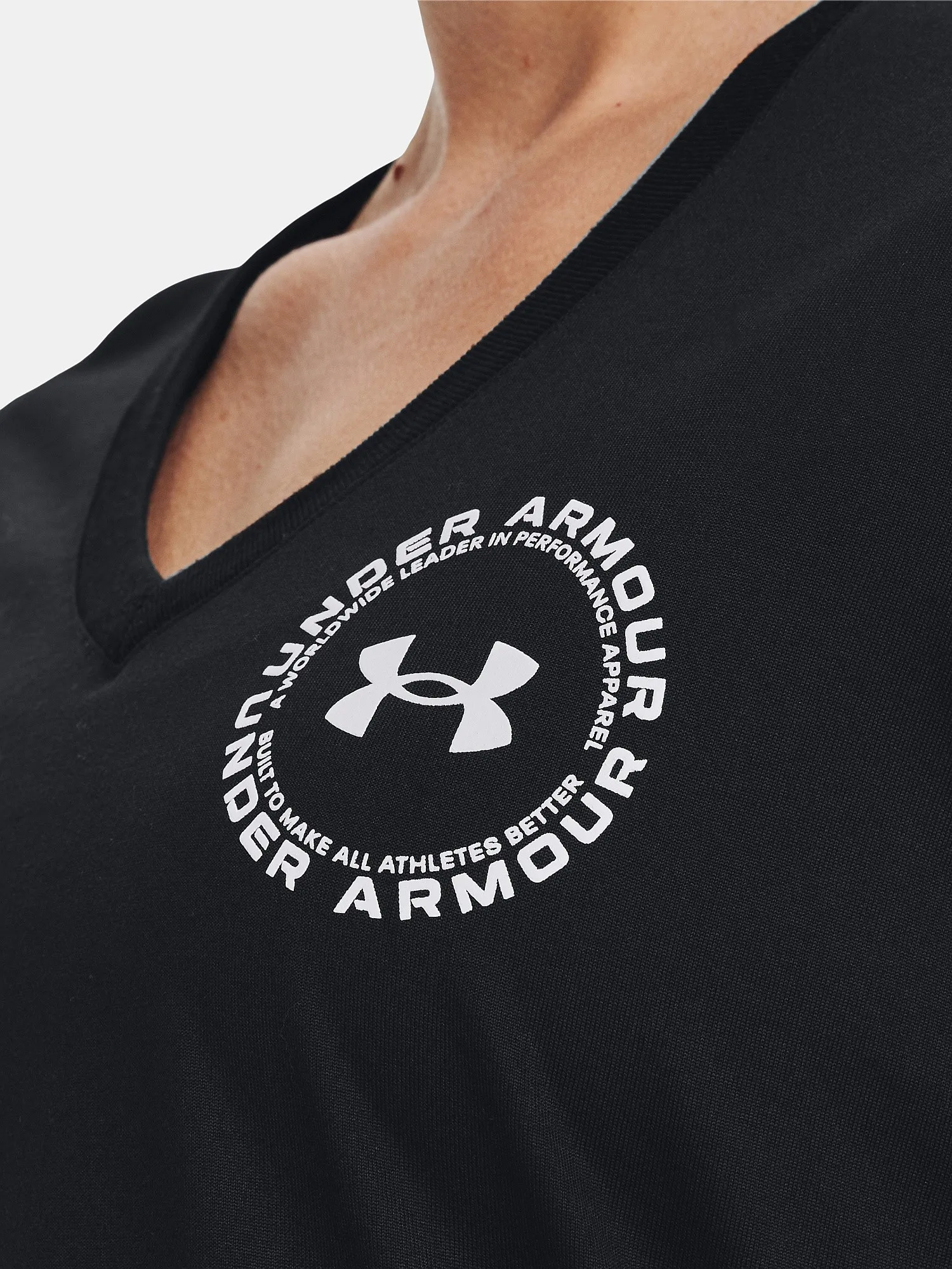 camisa Under Armour Tech Solid LC Crest SSV - Black/White - women´s