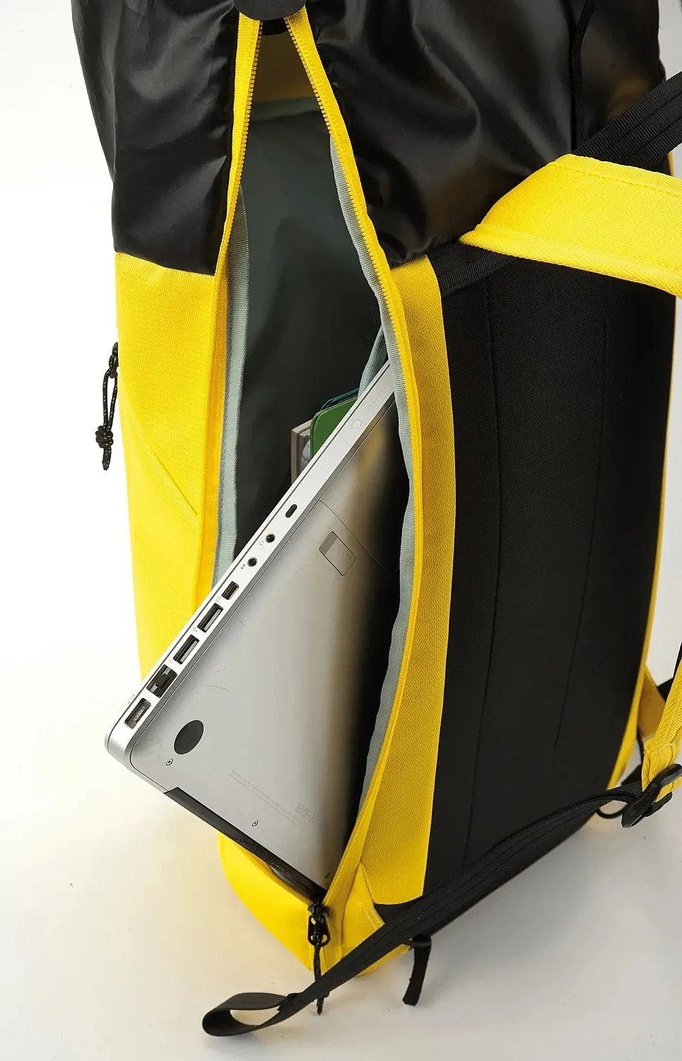 mochila Nitro Fuse - Cyber Yellow