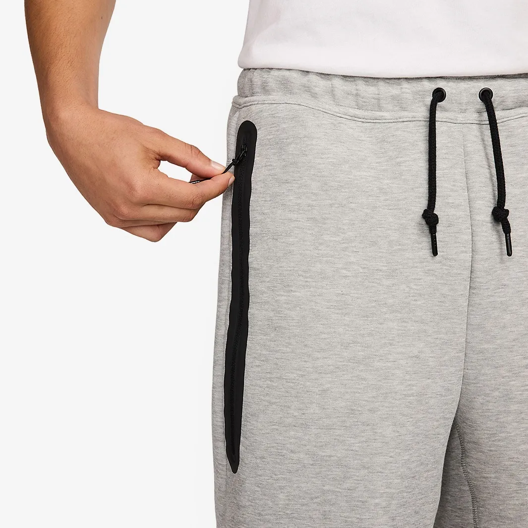 Pantalones cortos Nike FC Barcelona 24/25 NSW Tech Fleece