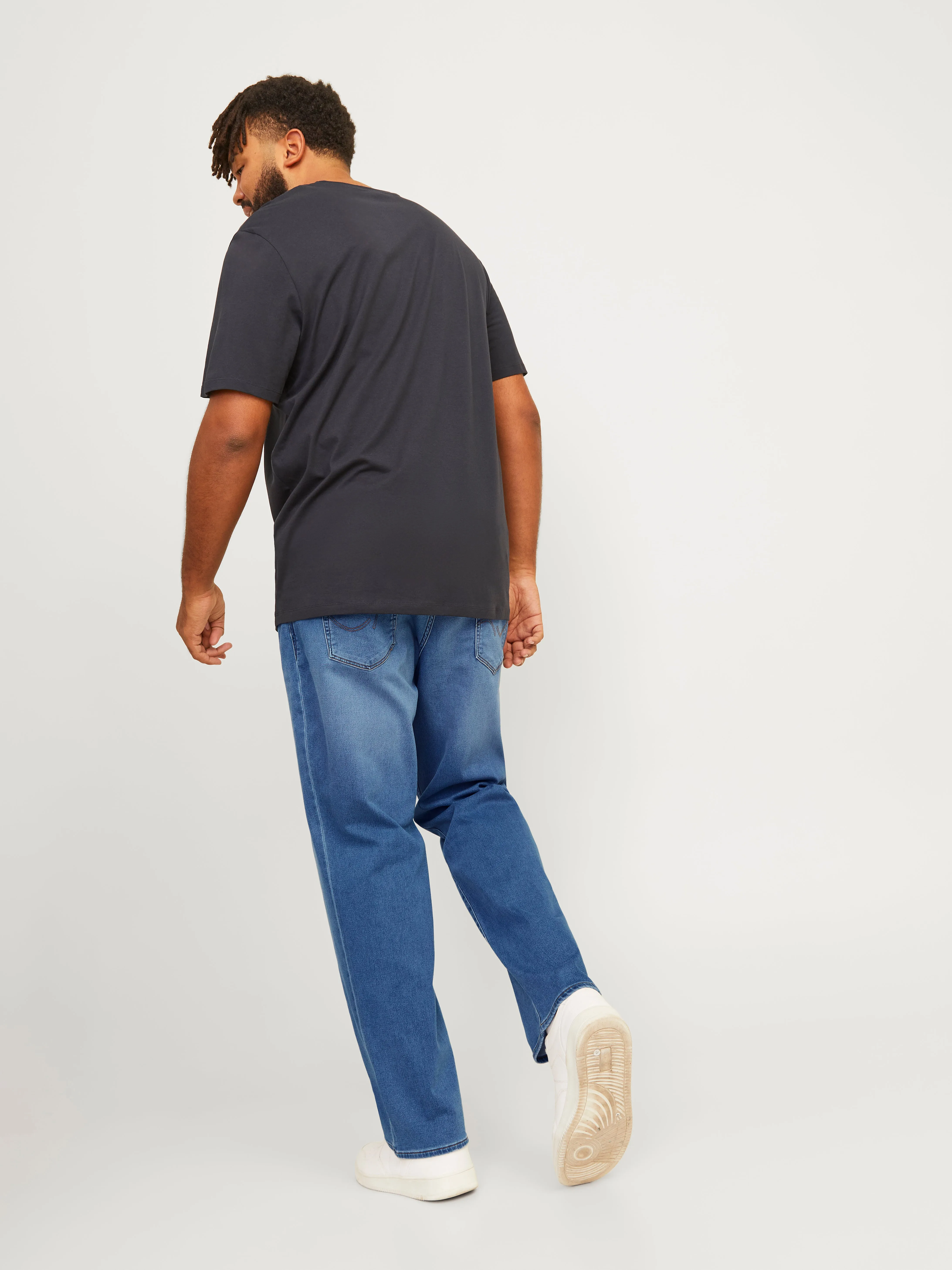 Plus Size JJIMIKE JJICON I.K. SQ 027 PLS Vaqueros de corte tapered | Azul intermedio | Jack & Jones®