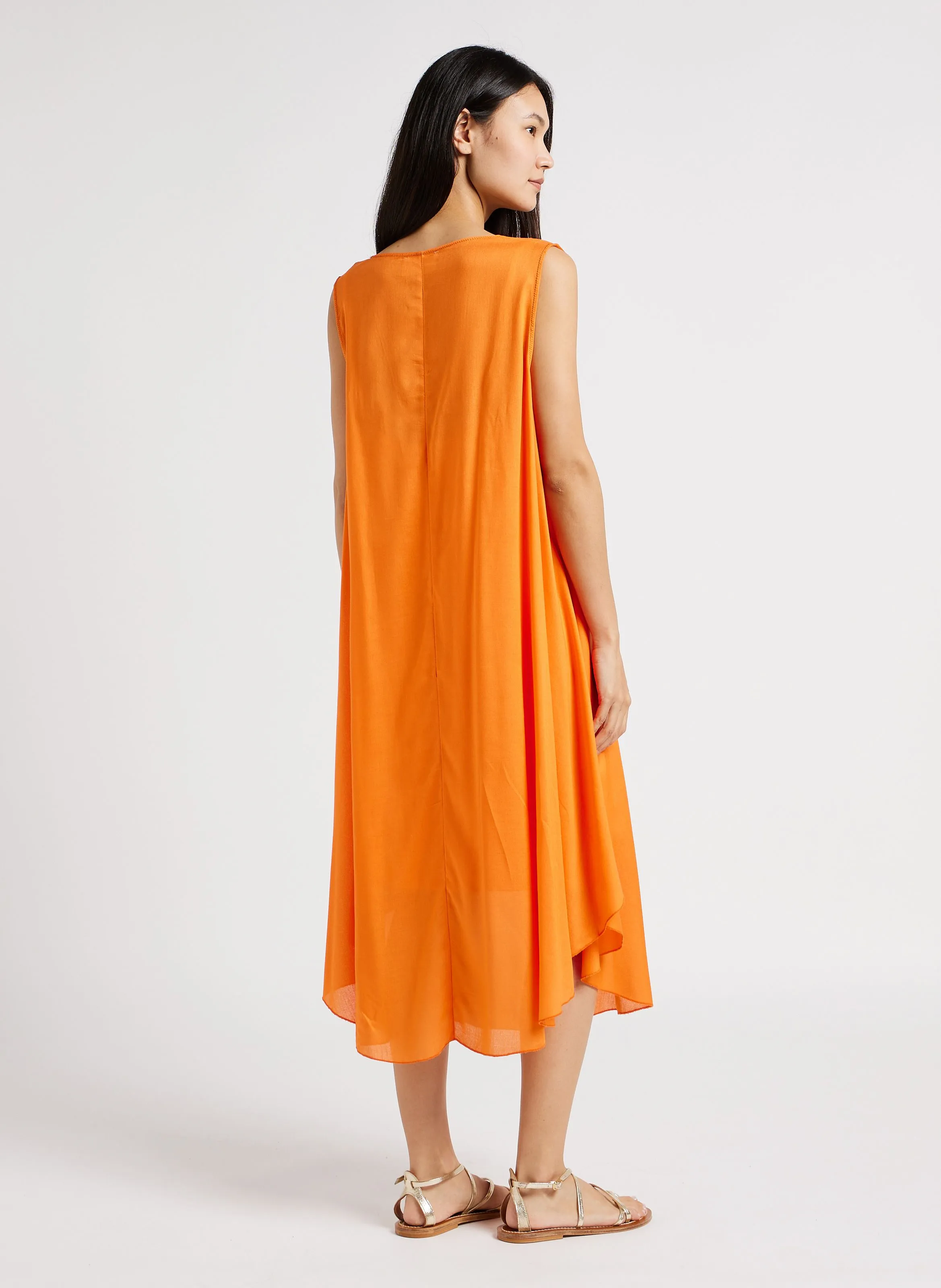 RIMITI - Vestido midi holgado sin mangas en naranja